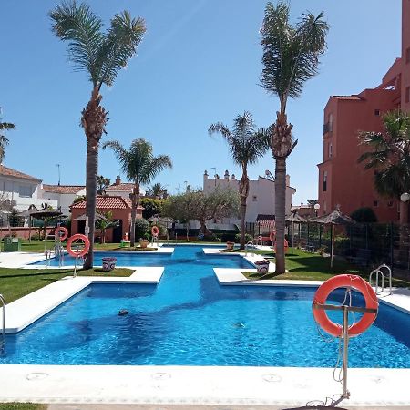 Apartamentos Los Hidalgo Golf Manilva Dış mekan fotoğraf