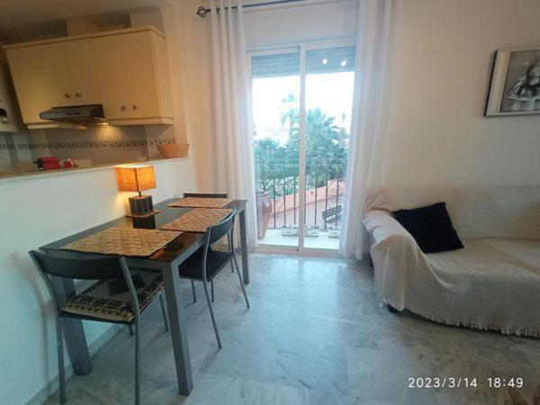 Apartamentos Los Hidalgo Golf Manilva Dış mekan fotoğraf