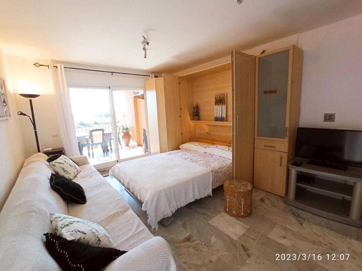 Apartamentos Los Hidalgo Golf Manilva Dış mekan fotoğraf