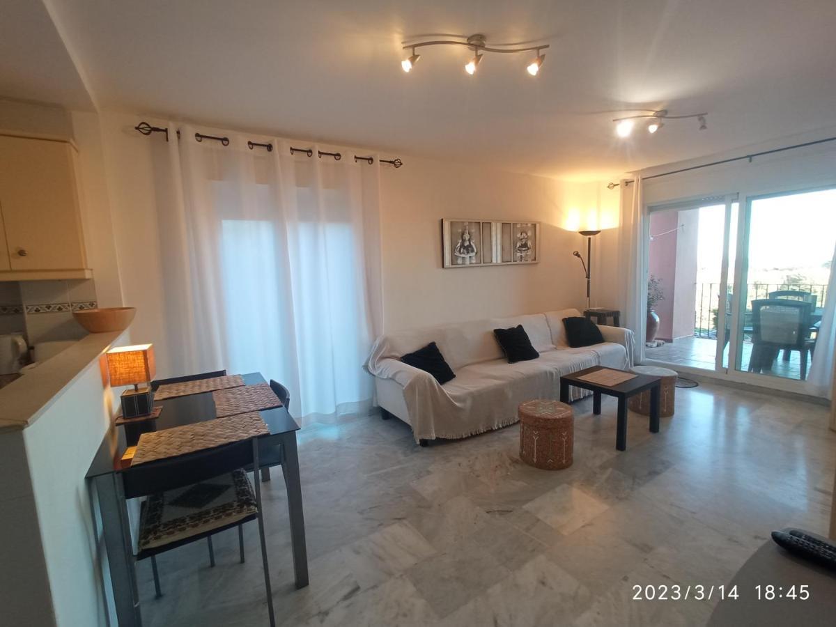 Apartamentos Los Hidalgo Golf Manilva Dış mekan fotoğraf